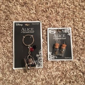 NEW Alice in Wonderland keychain and earrings set